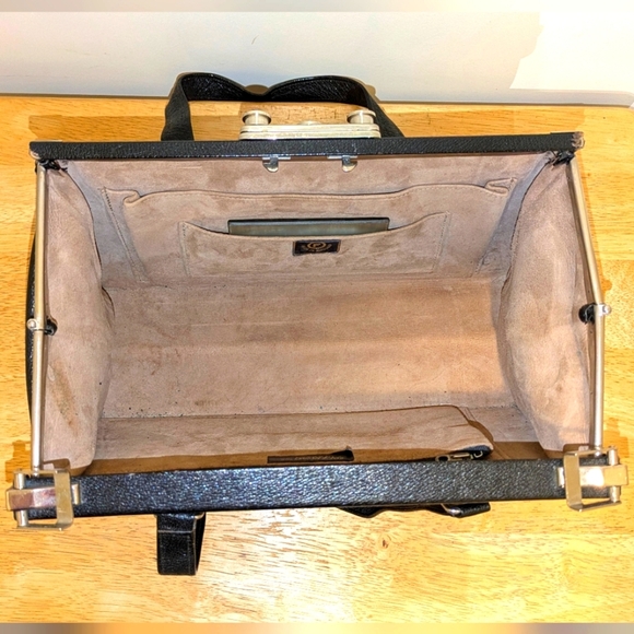 EUC 1950s Vintage Fassbender for Eaton's Gladstone Handbag with Metal Hardware - Picture 13 of 15